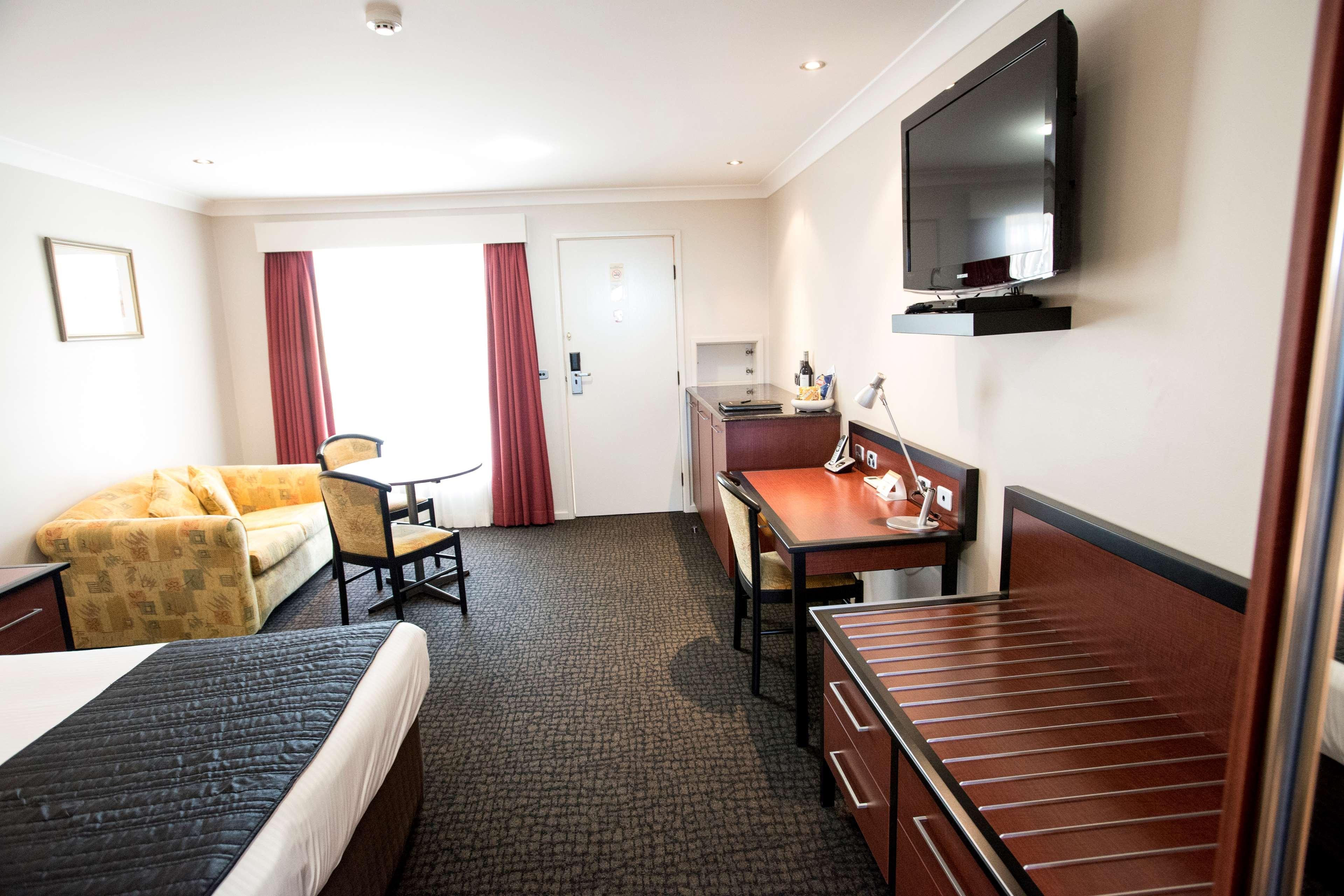 Western Settlers Motor 4*