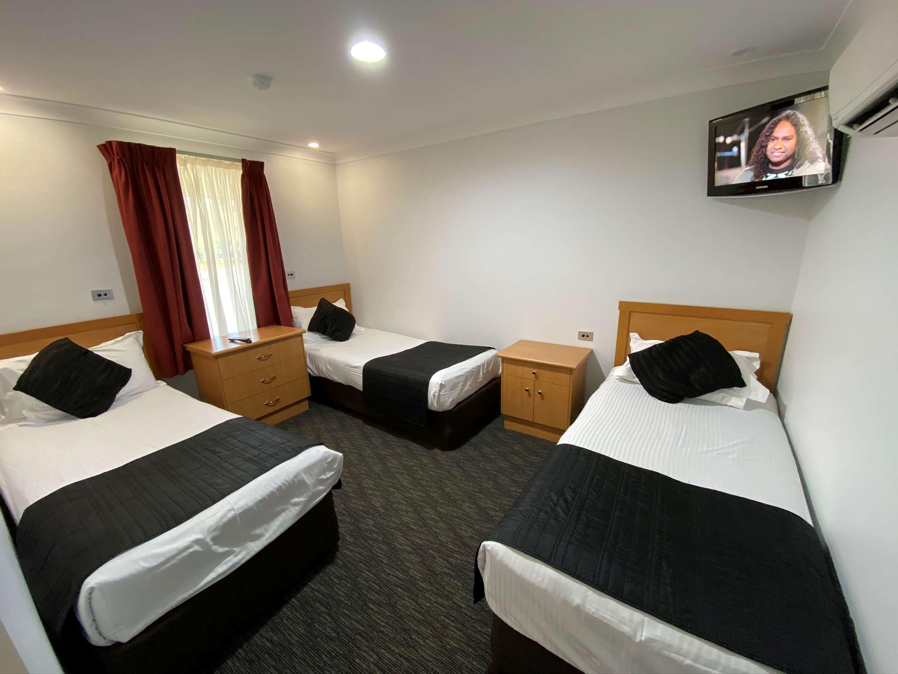 Western Settlers Motor Tamworth